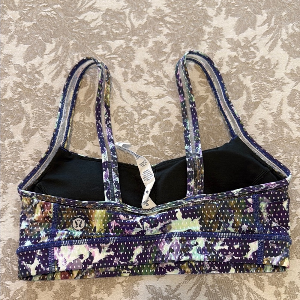 Multicolor Patterned Sports Bra - Picture 2 of 3
